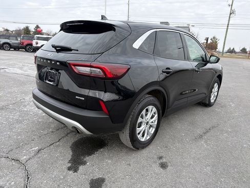 Used 2023 Ford Escape Active image 3