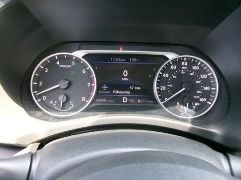 Used 2025 Nissan Sentra SV FWD image 15