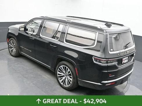 Used 2022 Jeep Grand Wagoneer Series III AWD/4WD image 46