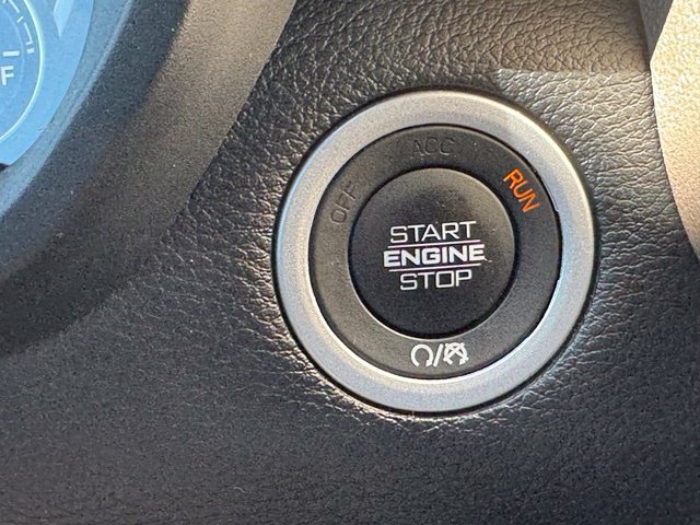 Used 2022 RAM 1500 Laramie AWD/4WD image 40
