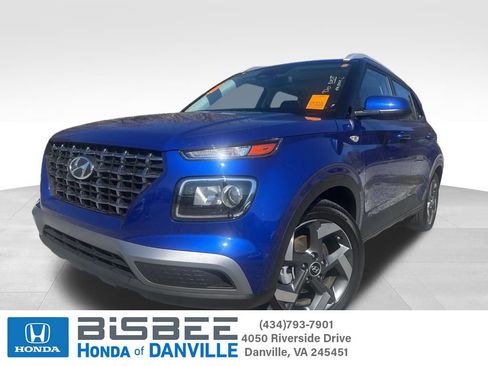 Used 2025 Hyundai Venue SEL image 1
