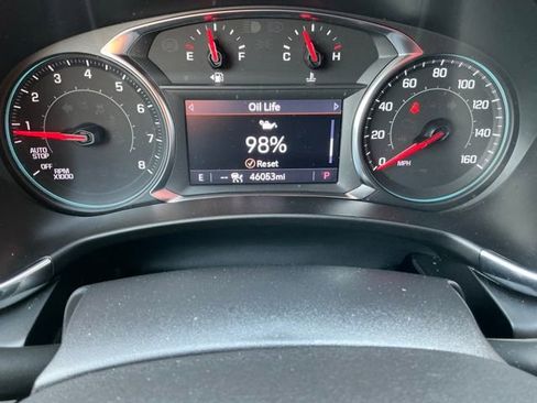 Used 2023 Chevrolet Equinox Premier AWD/4WD image 27