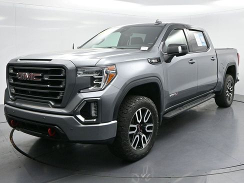 Used 2021 GMC Sierra 1500 AT4 w/ AT4 Premium Package AWD/4WD image 3