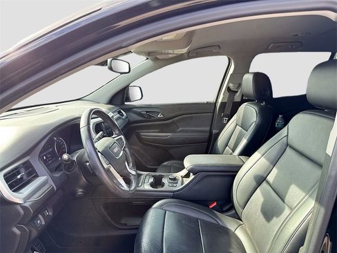 Used 2022 GMC Acadia SLT w/ Elevation Edition image 10