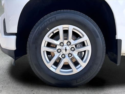 Used 2022 Chevrolet Silverado 1500 RST RWD image 35