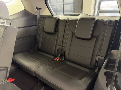 Used 2023 Volkswagen Atlas SE image 8