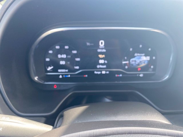 Used 2023 GMC Yukon XL AT4 AWD/4WD image 22