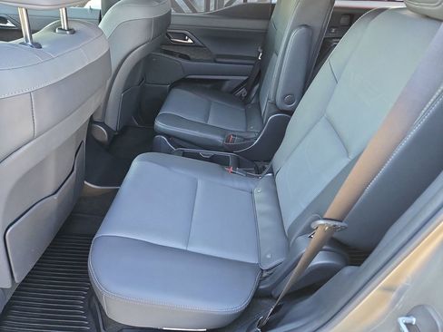 Used 2024 Lexus GX 550 image 18