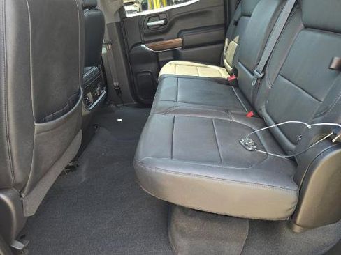 Used 2021 Chevrolet Silverado 1500 LT Trail Boss w/ Convenience Package II image 8