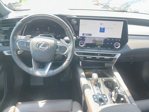 Used 2025 Lexus RX 450h AWD w/ Convenience Package image 28