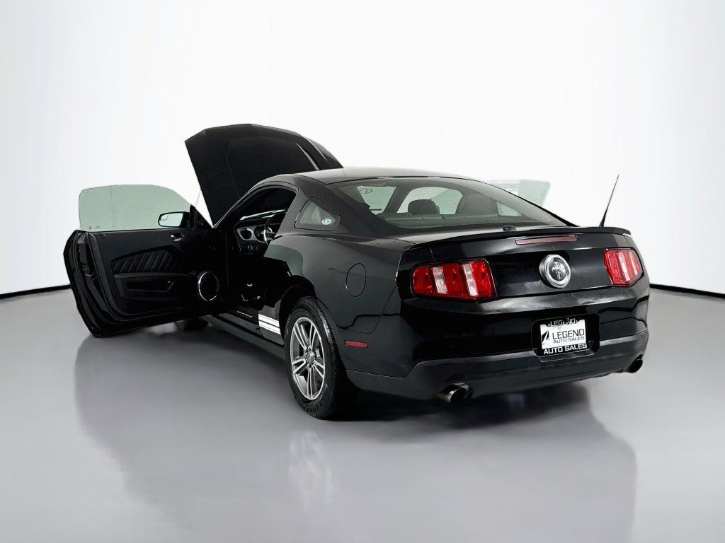 Used 2012 Ford Mustang Premium RWD image 21