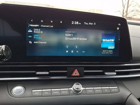 Certified 2024 Hyundai Elantra SEL image 16