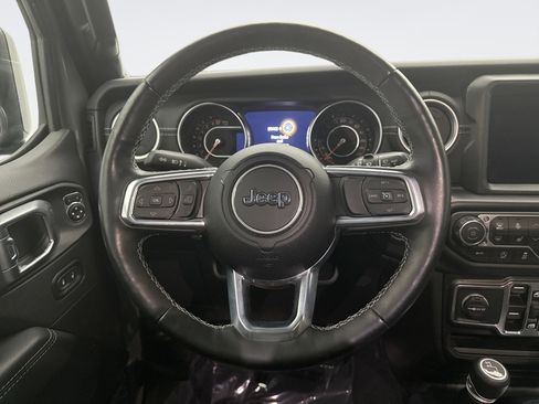 Used 2022 Jeep Wrangler Unlimited Sahara w/ LED Lighting Group AWD/4WD image 12