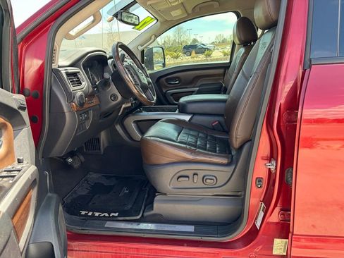 Used 2017 Nissan Titan Platinum Reserve AWD/4WD image 13