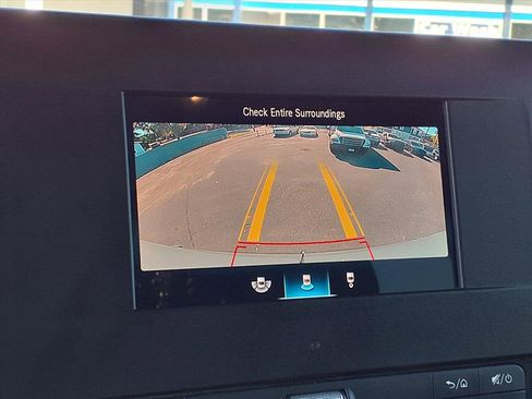 Used 2024 Mercedes-Benz Sprinter 2500 image 8