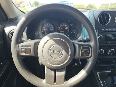 Used 2015 Jeep Patriot Sport w/ Power Value Group FWD image 29