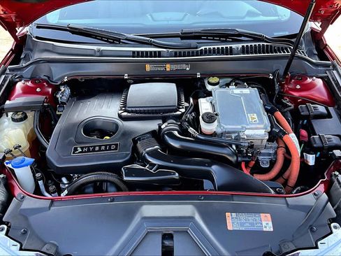 Used 2016 Lincoln MKZ Hybrid image 31