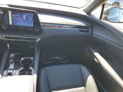 Used 2024 Lexus RX 350 FWD image 31