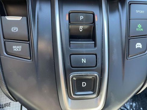 Used 2022 Honda CR-V Touring image 37