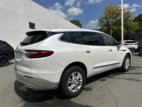 Used 2018 Buick Enclave Essence w/ Trailering Package image 5