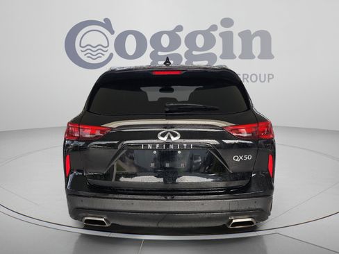 Used 2021 INFINITI QX50 Luxe w/ Appearance Package FWD image 4