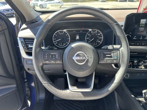 Certified 2023 Nissan Rogue SL w/ SL Premium Package image 21