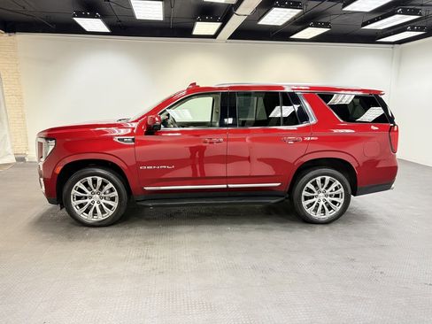 Used 2022 GMC Yukon Denali w/ Max Trailering Package image 2