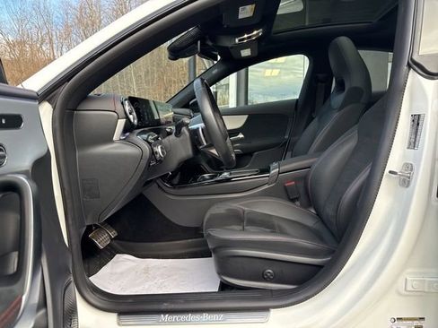 Certified 2025 Mercedes-Benz CLA 250 4MATIC image 17