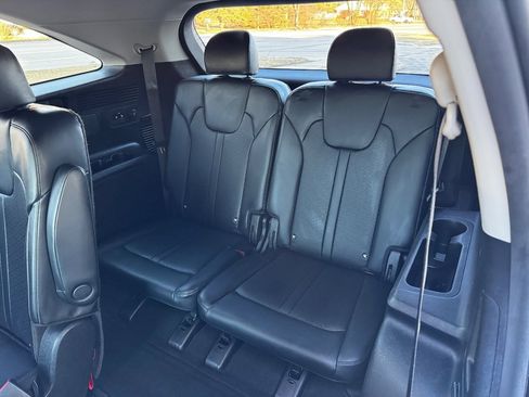 Used 2022 Kia Sorento S image 18