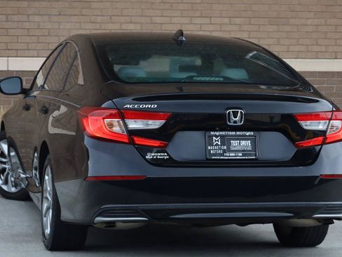 Used 2018 Honda Accord LX image 8