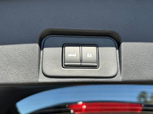 New 2026 Nissan Rogue SV w/ Cold Weather Package FWD image 21