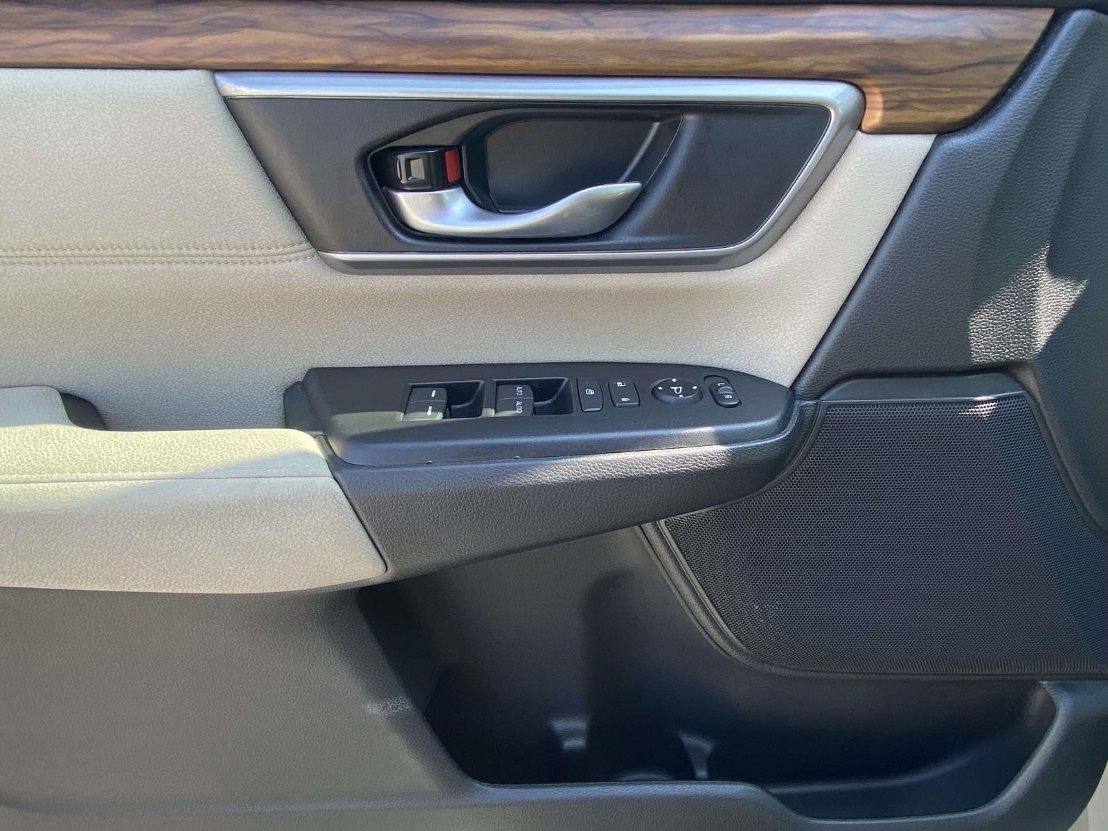 Used 2018 Honda CR-V EX image 17