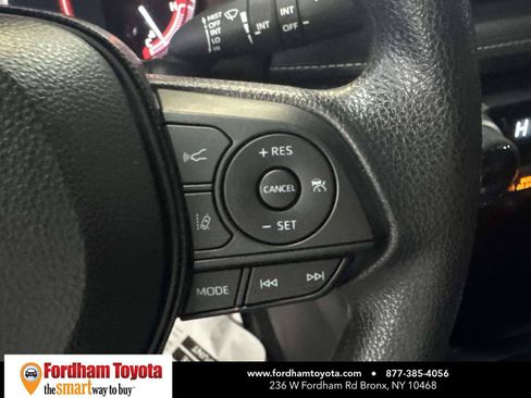 Certified 2025 Toyota RAV4 XLE AWD/4WD image 21