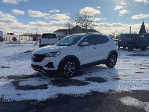 Used 2020 Buick Encore GX Select w/ Advanced Technology Package image 4