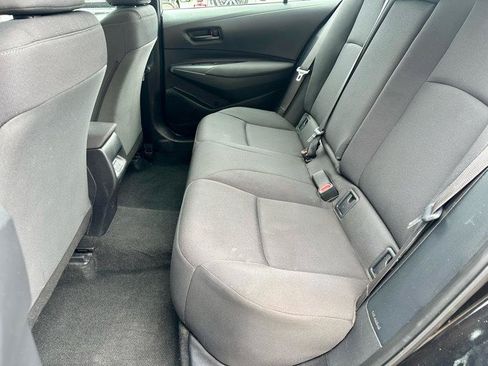 Used 2024 Toyota Corolla LE FWD image 9