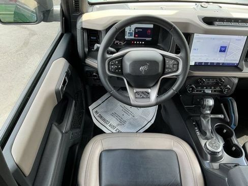 Used 2024 Ford Bronco Wildtrak AWD/4WD image 13