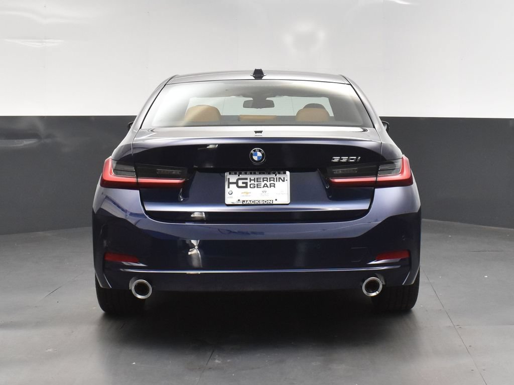 Used 2026 BMW 330i Sedan w/ Convenience Package RWD image 6