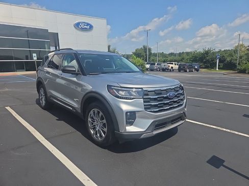 Used 2025 Ford Explorer Active w/ Active Comfort Package AWD/4WD image 1