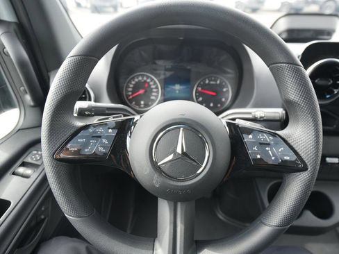 New 2025 Mercedes-Benz Sprinter 2500 image 11