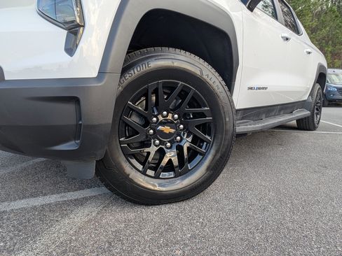 Used 2024 Chevrolet Silverado EV W/T image 32