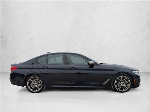 Used 2019 BMW M550i xDrive image 4