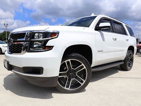 Used 2019 Chevrolet Tahoe LT RWD image 2
