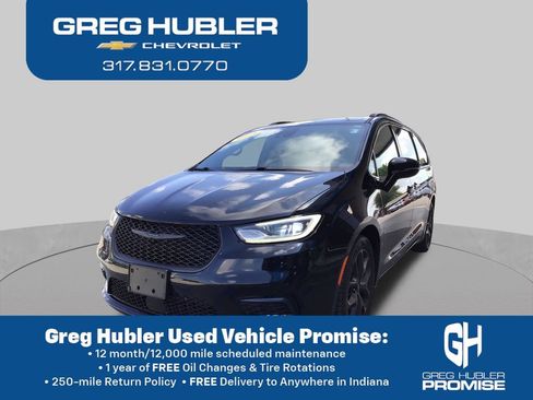 Used 2025 Chrysler Pacifica Limited FWD image 14