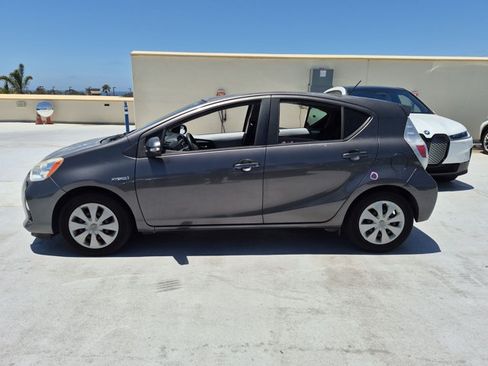 Used 2014 Toyota Prius C Two FWD image 8