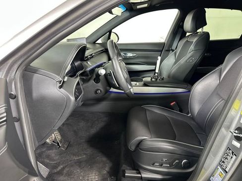 Used 2023 Genesis GV70 2.5T Sport Prestige w/ Sport Prestige Package image 11