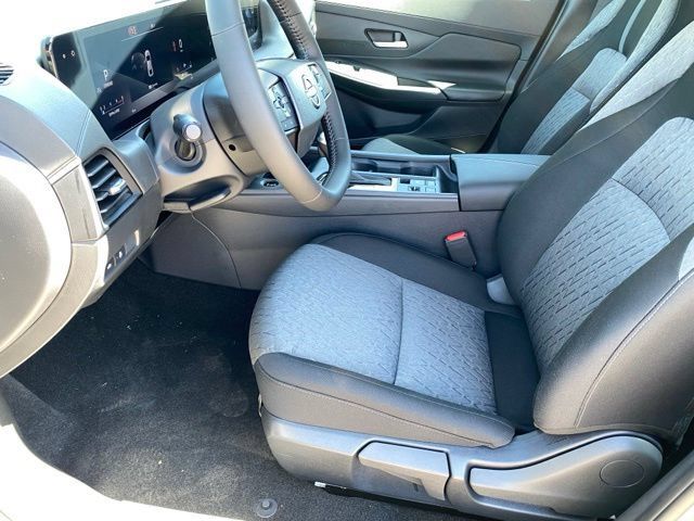 New 2027 Nissan Sentra SV FWD image 10