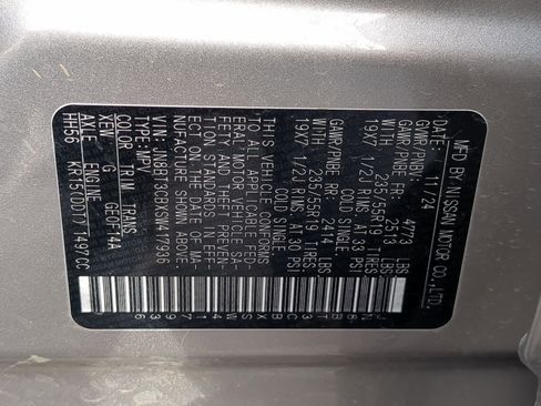 Used 2025 Nissan Rogue SL w/ Tech Package image 38