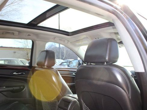 Used 2016 Cadillac SRX Luxury w/ Driver Awareness Package image 26