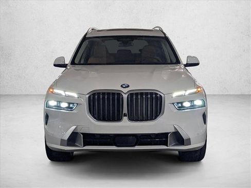 New 2026 BMW X7 xDrive40i image 5