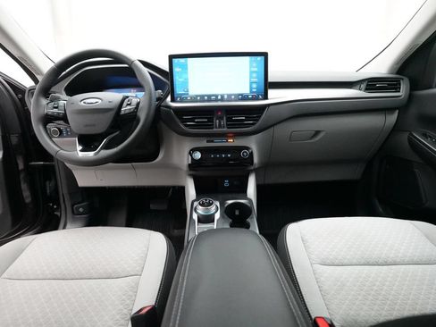 Used 2023 Ford Escape Active w/ Tech Pack #1 AWD/4WD image 5